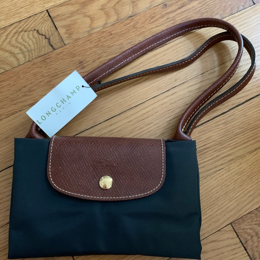 LongChamp Paris NWT 👜👗🕶